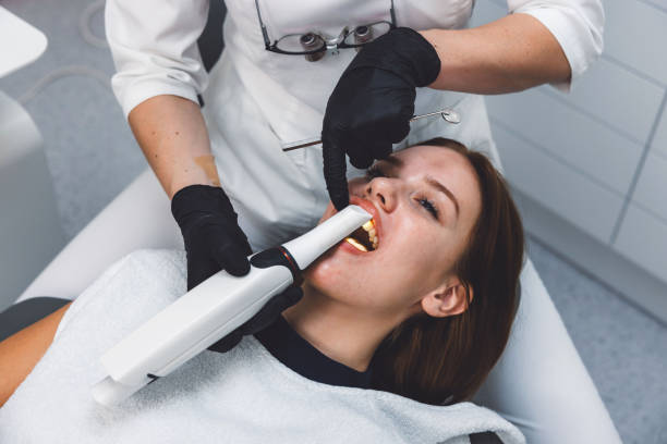 Best Emergency Dental Extractions in Holiday, FL